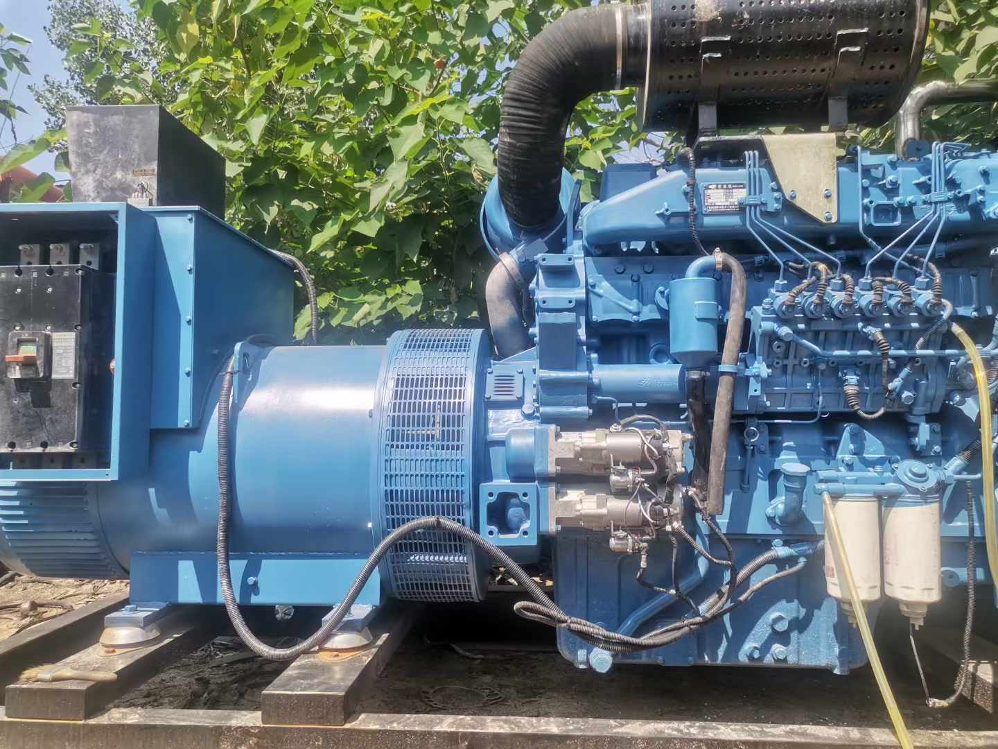 沧源详细说明降低 800kW 柴油发电机输出电流波动的方法